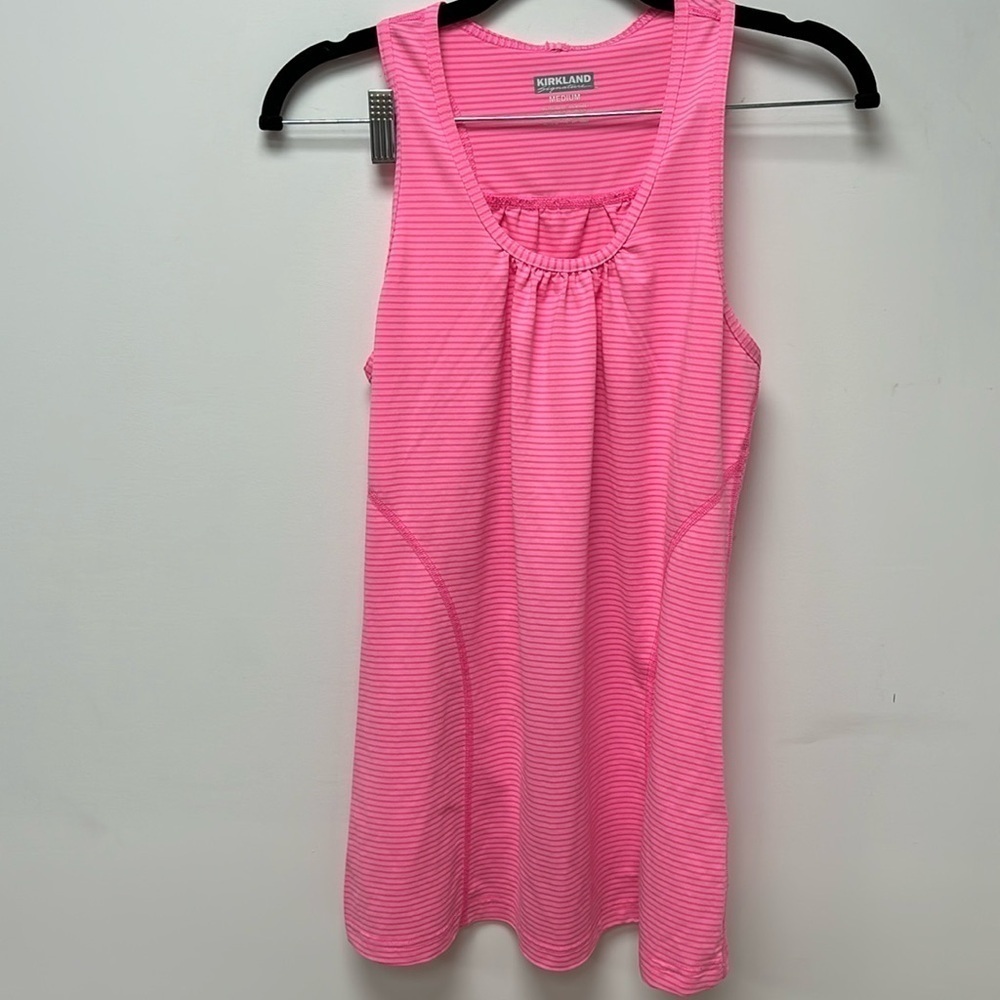 Kirkland Signature Womens Workout Tank Top sz M Pink Stripes Workout Tank Top